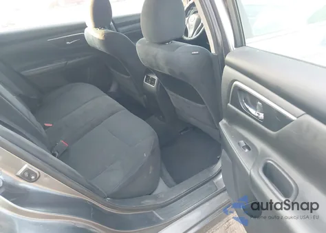 2015 Nissan Altima 2.5 Sv из США, поврежденный, VIN 1N4AL3AP3FC255831